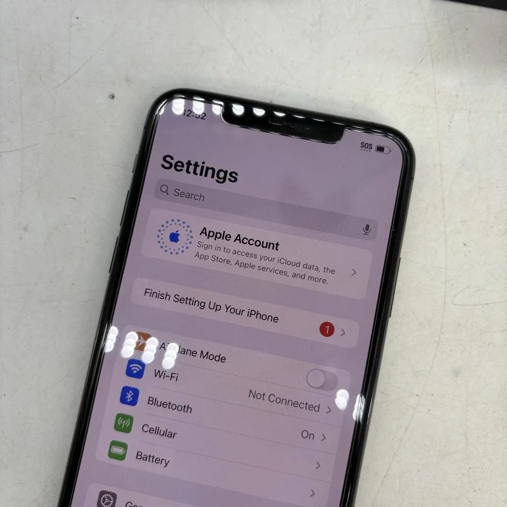 Apple has crack